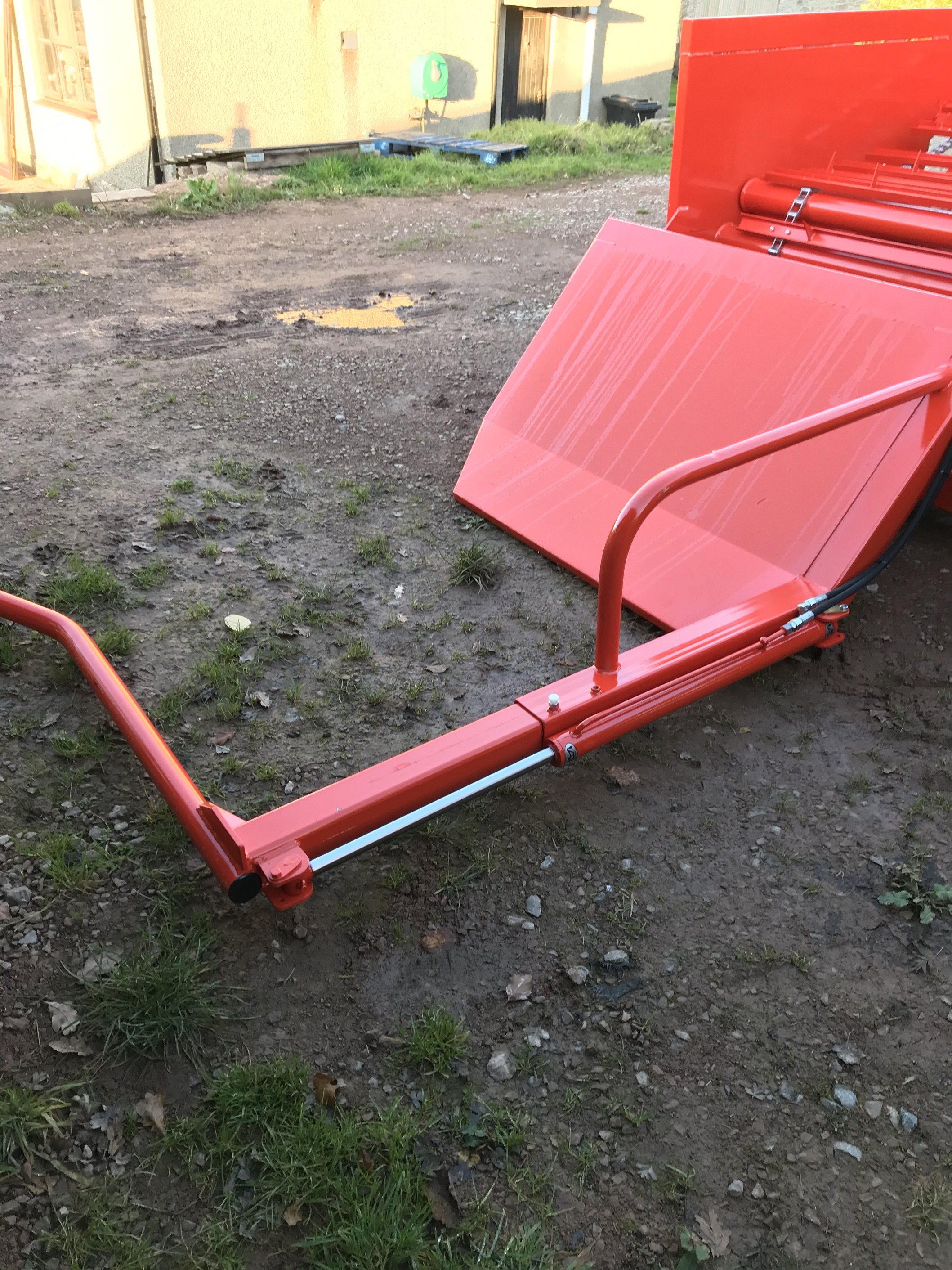 Current Straw Spreading Machinery Straw Spreader